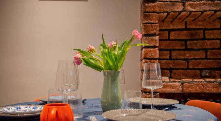 Apartment | Near Republic Square | Perfect for remote work | Pets are welcome — photo 5