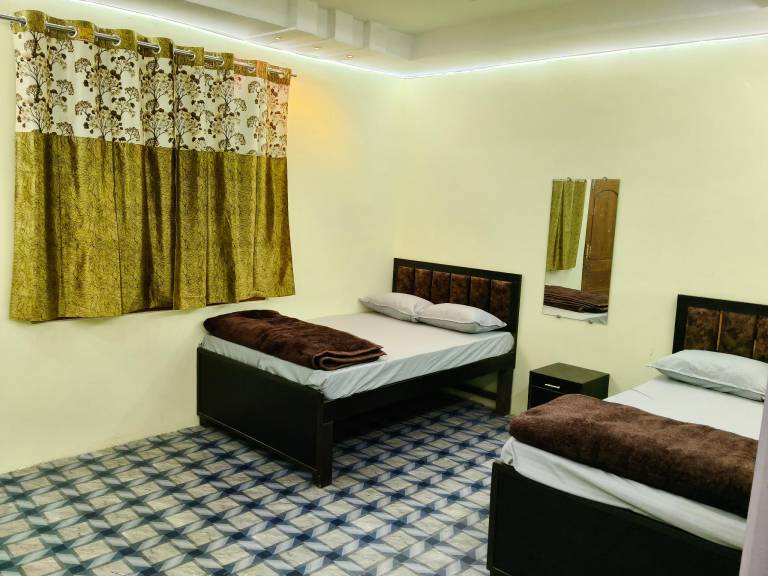 Charming villa | Dogs allowed in Ujjain