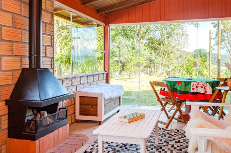 House with barbeque & yard — photo 3