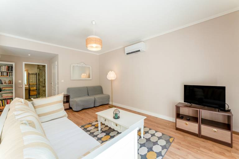 Holiday Home 'Le Secret D'hestia' with Shared Pool, Wi-Fi and Air Conditioning — photo 5