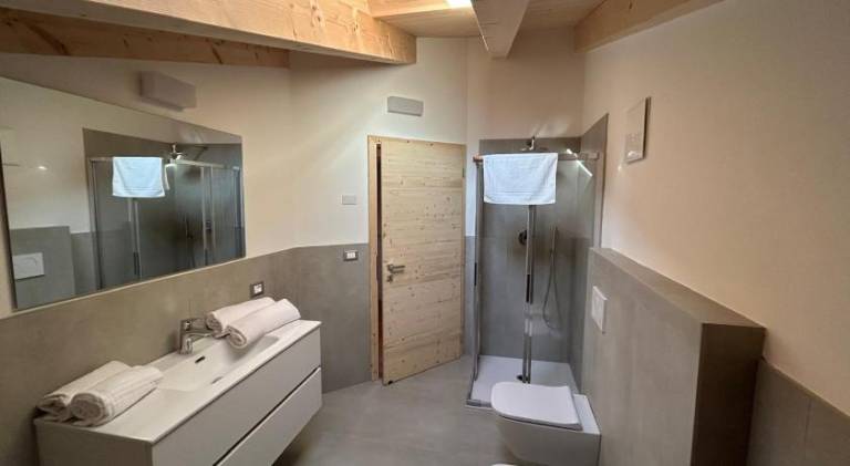Holiday apartment with 2 rooms for 6 persons — photo 3