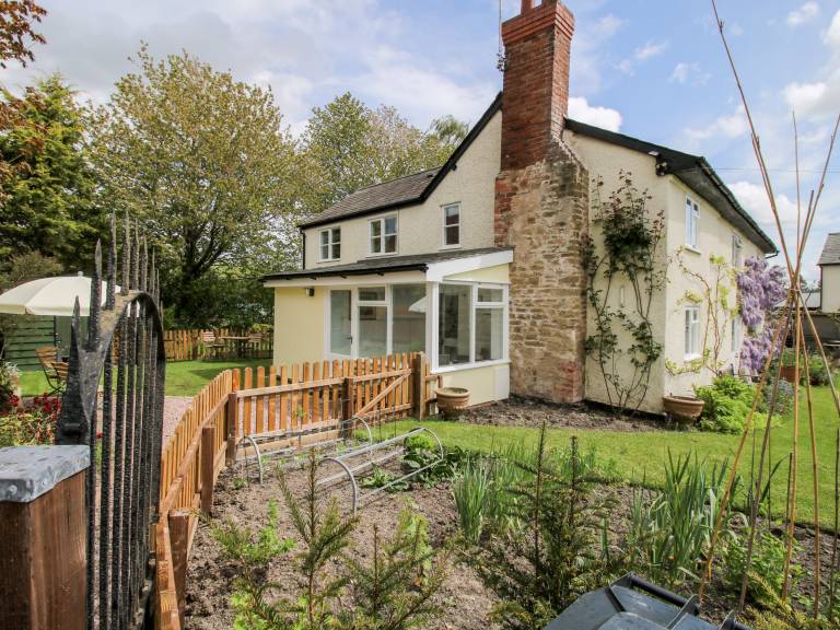 Cottage Leominster