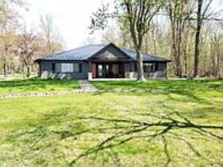 House  North Webster