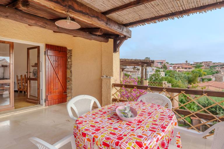 House with grill, terrace & garden | Garden view — photo 2