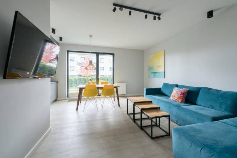 Fully equipped rental apartment with yard | Pets allowed — photo 2