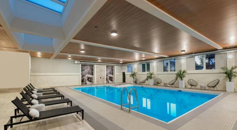 The Insignia Hotel, Sarnia, a Tribute Portfolio Hotel in Sarnia, ON
