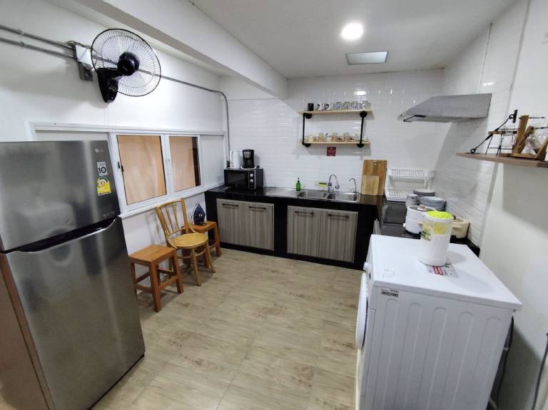 Nice vacation home with patio | Next to Chatuchak Weekend Market | Pets are welcome — photo 5