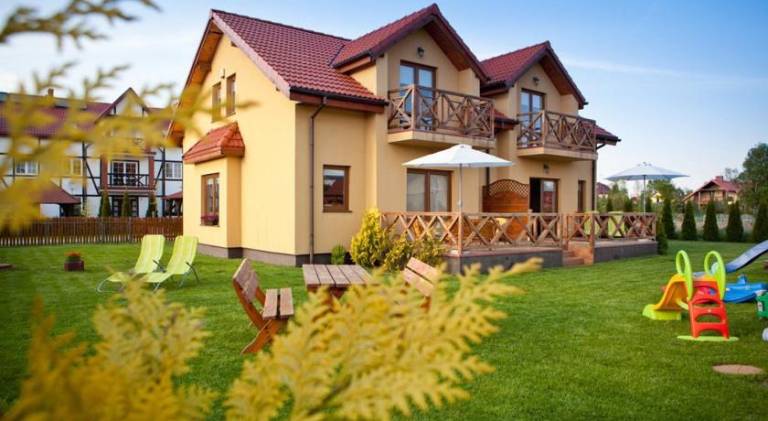 House with 3 rooms for 8 persons in Ustka