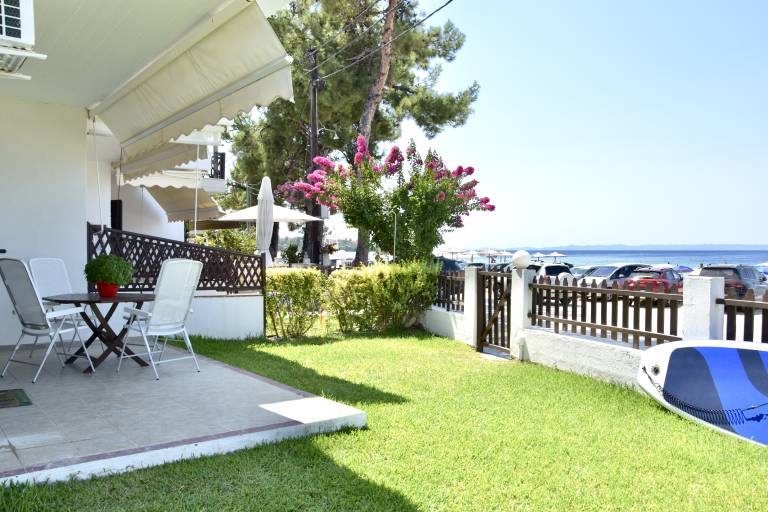 Beachfront Bliss in Nikiti, Spacious 2 Story Villa with Stunning Sea Views — photo 4