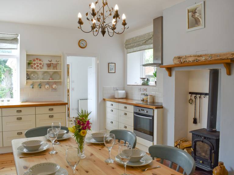 Cottage with garden | Beach view — photo 4