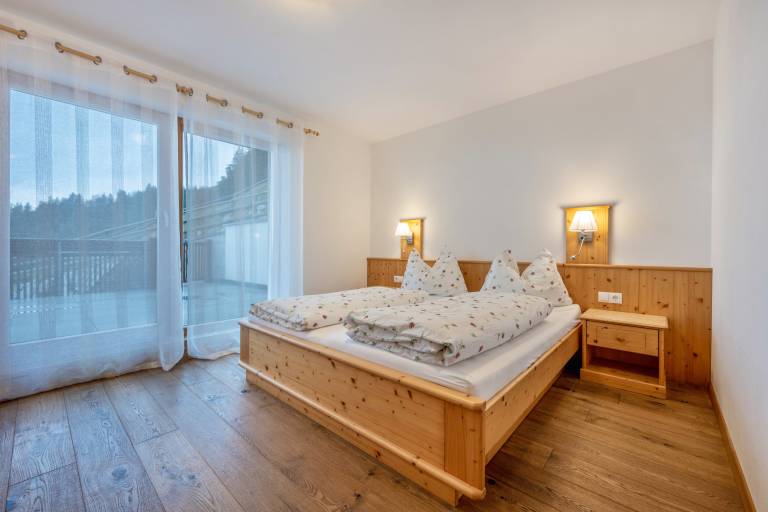 Apartment "Maurerhof Abendrot" with Mountain View, Private Terrace & Wi-Fi — photo 2