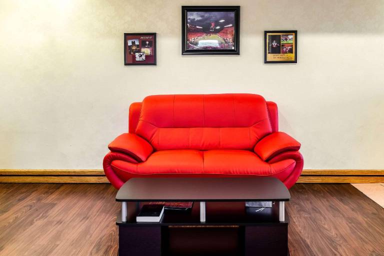 Econo Lodge Christiansburg-Blacksburg I-81 — photo 3