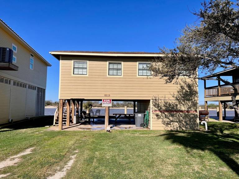 Cabin  Matagorda