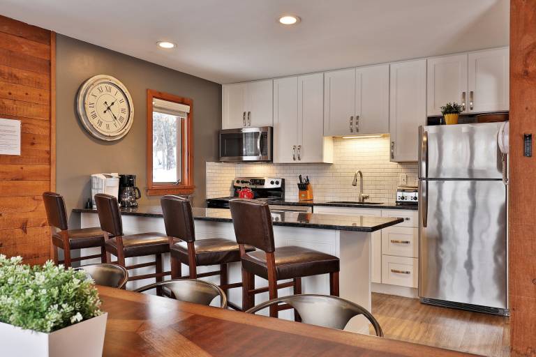 Tanglewood Vista at Killington: Great Group Ski Home Close to Mountain. Hot Tub. — photo 4
