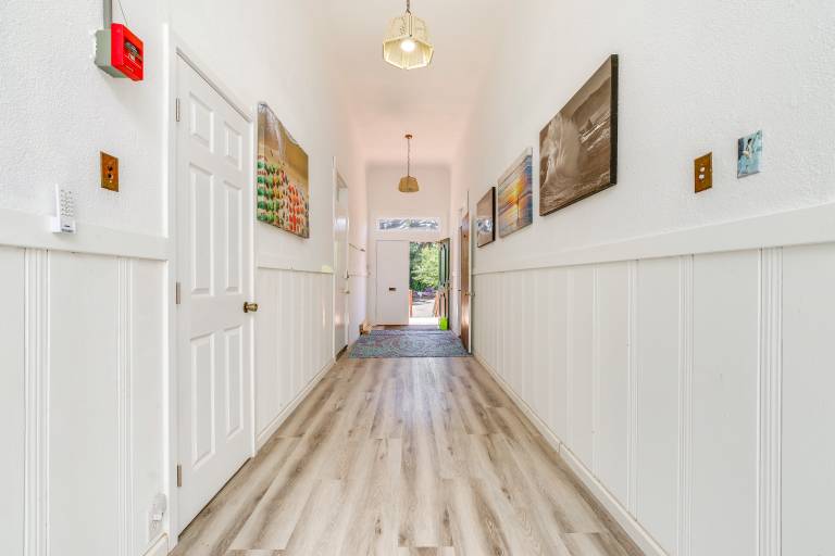 Montara Apartment w/ Yard Near Beaches — photo 4