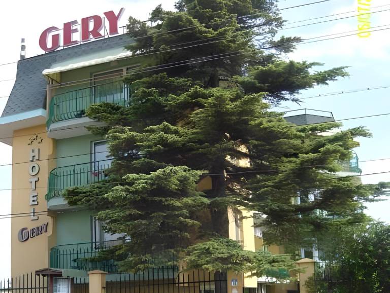 Family Hotel Gery in Albena