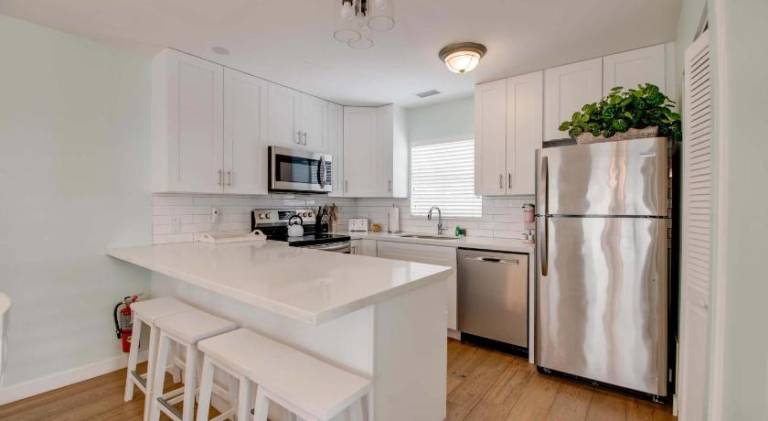 Nice apartment | Next to Southernmost Point | Close to the beach | Pets allowed — photo 3