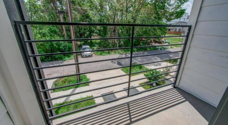 Spacious vacation home with hot tub & terrace | Pet-friendly — photo 4