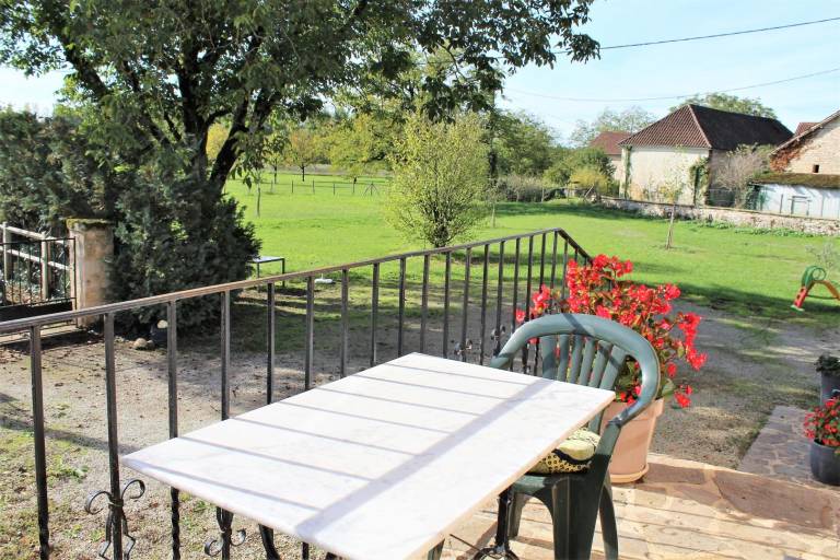 Gite with garden, barbeque & terrace — photo 2