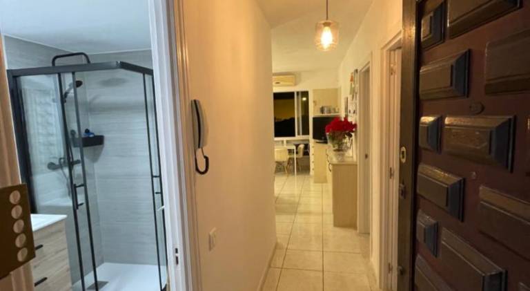 Rental apartment with yard, private pool & patio — photo 4