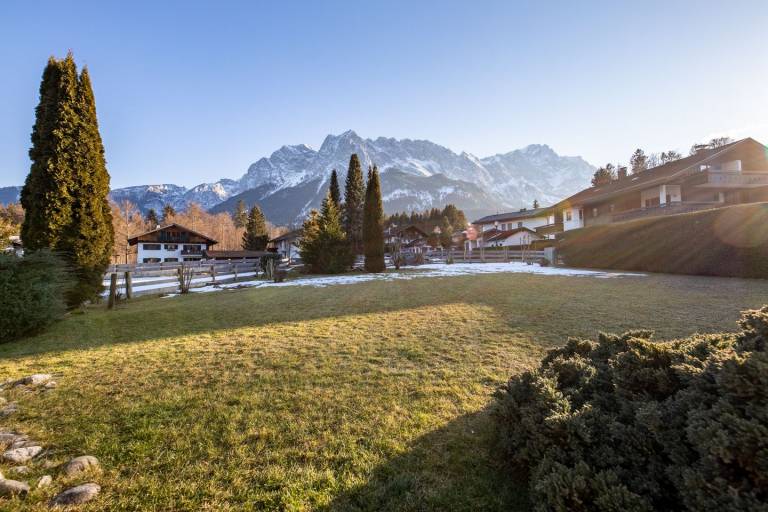 Luxurious holiday apartment "Alpenrose" at the foot of the Zugspitze — photo 5