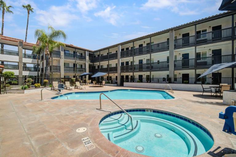 Motel 6 Ontario, CA - Convention Center Airport in Ontario, CA