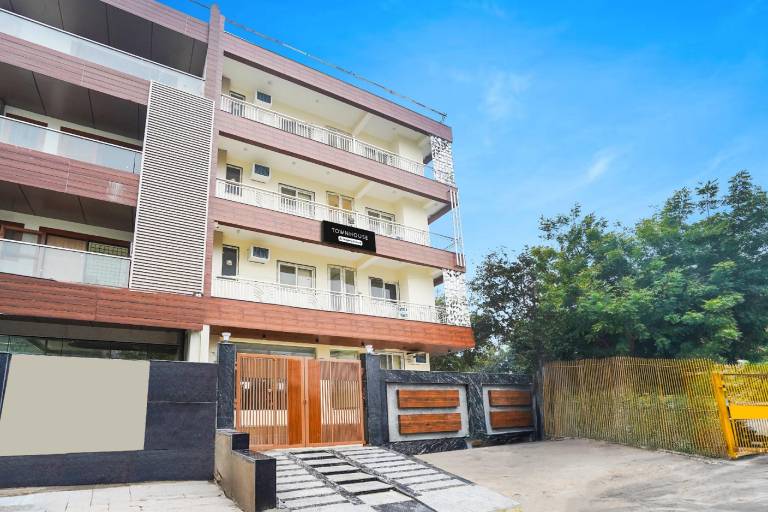 Townhouse Sector 121 Noida — photo 2