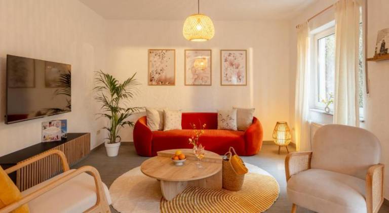 Pure Zen Suite I Eifelsteig I Sauna I BBQ I Garage in Daun