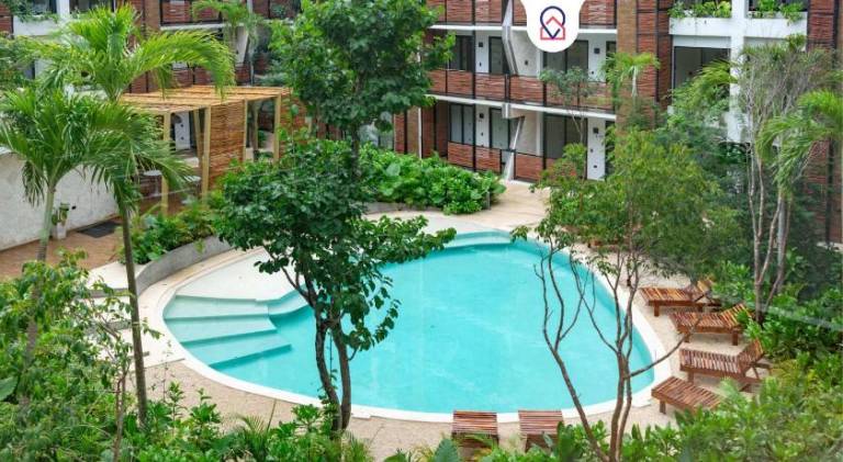 Rental apartment with pool in Tulum