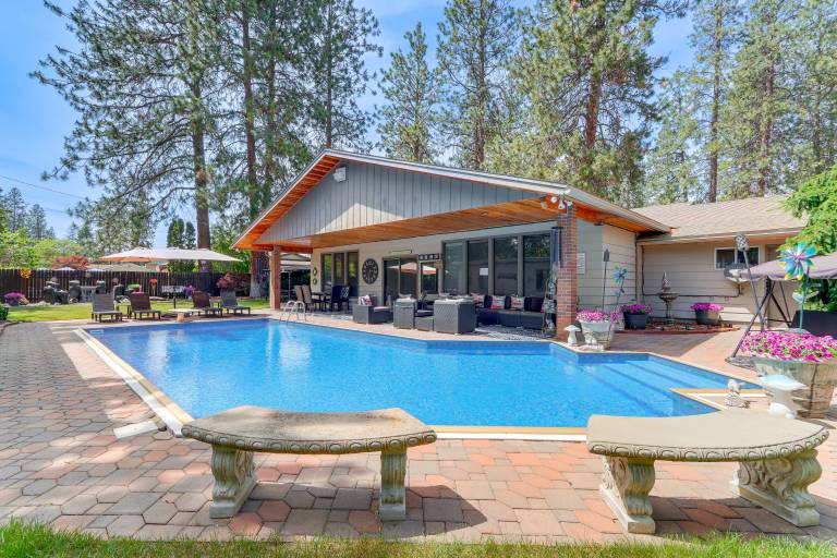 Spokane Valley Vacation Rental w Shared Pool