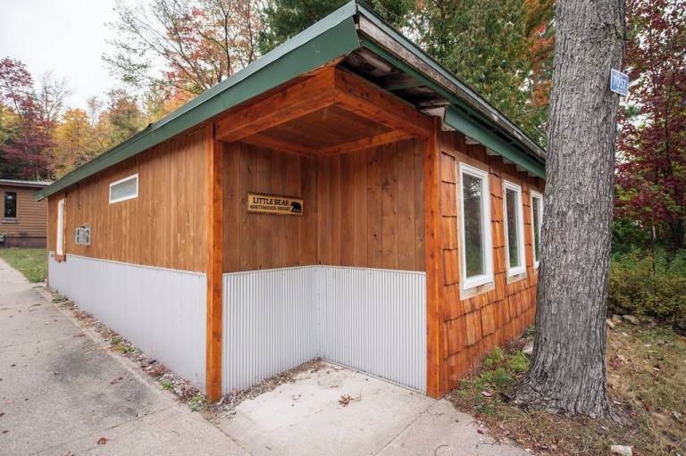 Cabin  Au Train
