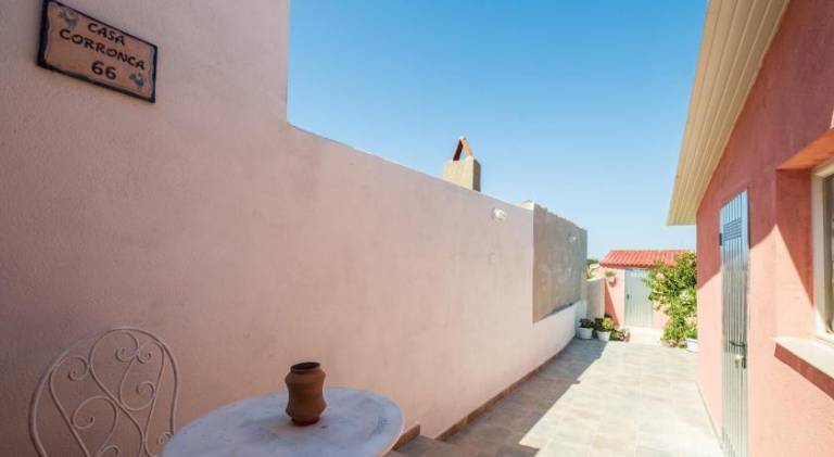 Rental apartment with patio & garden — photo 4