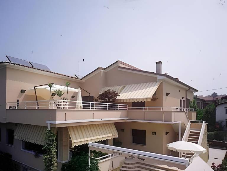 Hotel Villa Katy in Cavaion Veronese