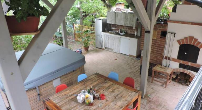 Villa with jacuzzi — photo 3