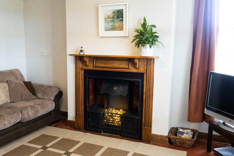 Children-friendly cottage with patio & garden | Dogs allowed — photo 2