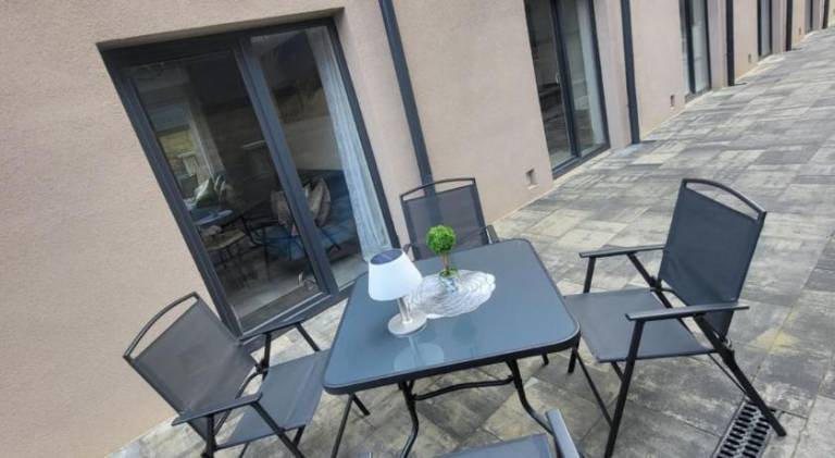 House with BBQ, yard & terrace — photo 5