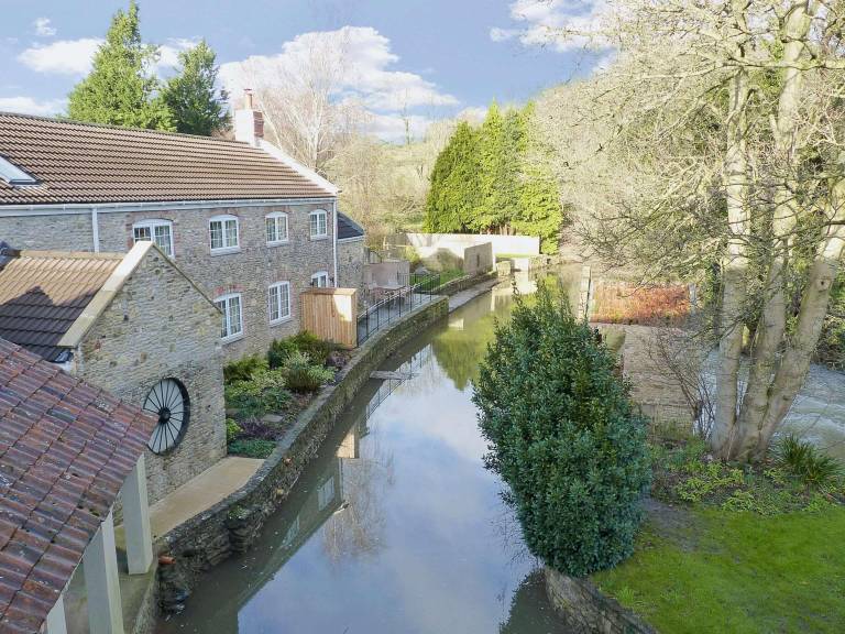 Cottage  Frome