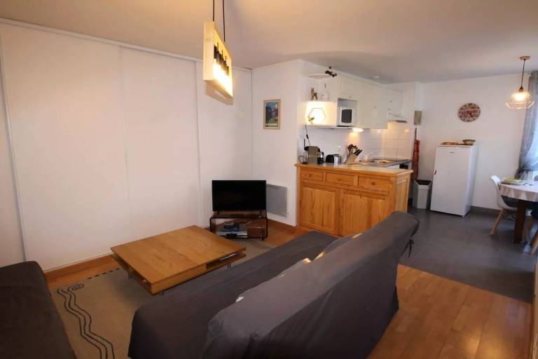 Rental apartment with 1 room for 6 persons — photo 4