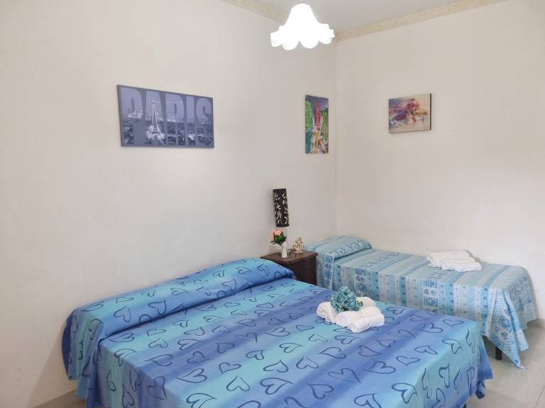 Family-oriented apartment | Sea view | Next to the beach | Dogs allowed — photo 2