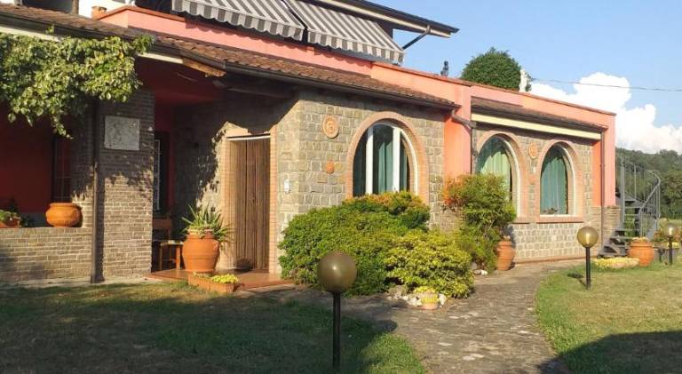 Ample house | Dogs allowed in Carrara