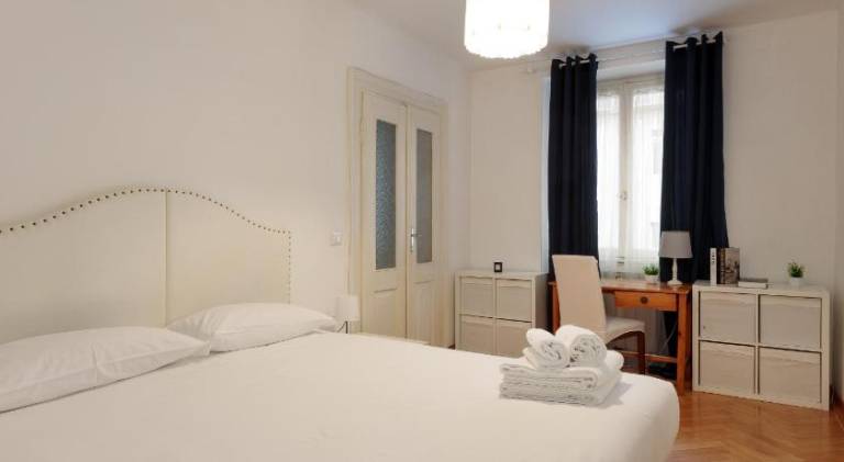 Apartment with 2 rooms for 6 persons in Trieste