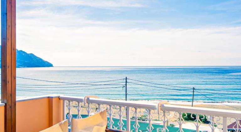 Διαμέρισμα Παραλία Άγιος Γεώργιος