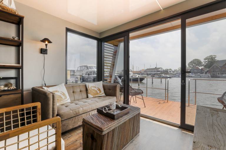 Vacation home with terrace | Pet-friendly — photo 2