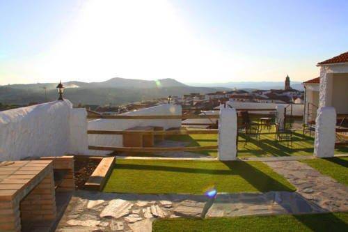 Casa Fuentes de León