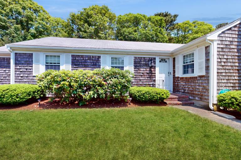 House South Yarmouth