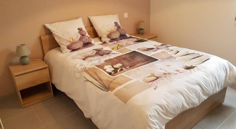 Holiday apartment with yard & terrace | Dogs allowed in Saintes
