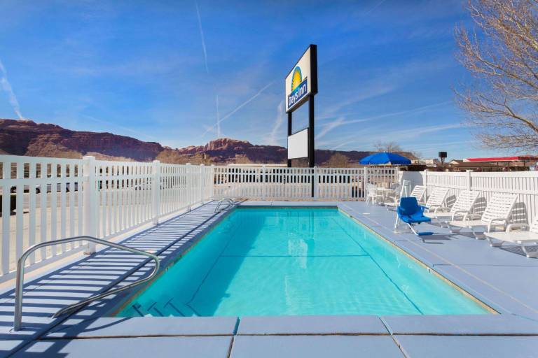 Days Inn by Wyndham Moab — photo 2