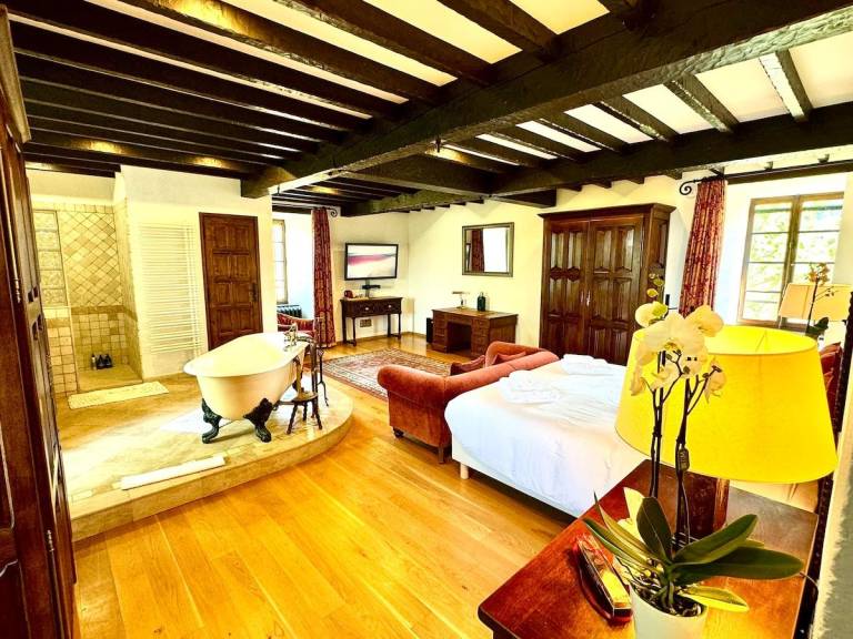 Children-friendly vacation home with garden, barbecue & private pool | Perfect for remote work | Pets are welcome — photo 2