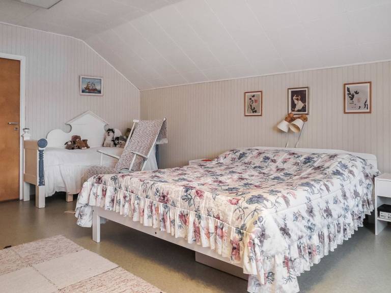 Vacation home with sauna | Pet-friendly — photo 4