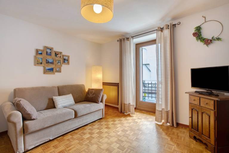 Panoramic Apartment in the Heart of La Salle with Balcony and Fast Wi-Fi — photo 3